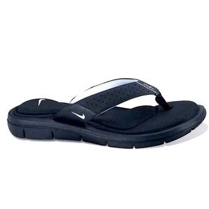 Nike comfort thong sandals